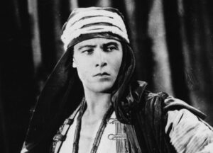 The ghosts of dead actors like to roam Hollуwood.